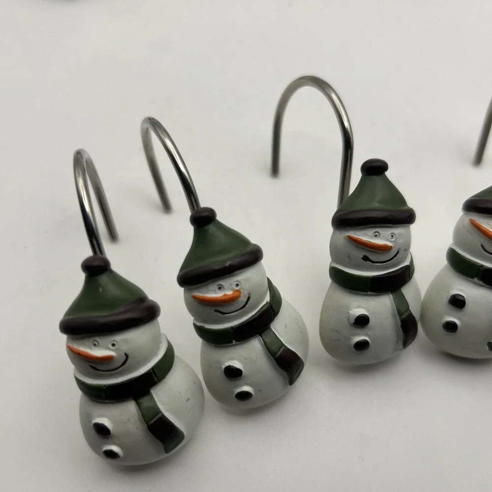 Snowman Shower Hooks Winter Christmas Lot Of 12 Hooks 6 Green Cap& 6 Red top-hat